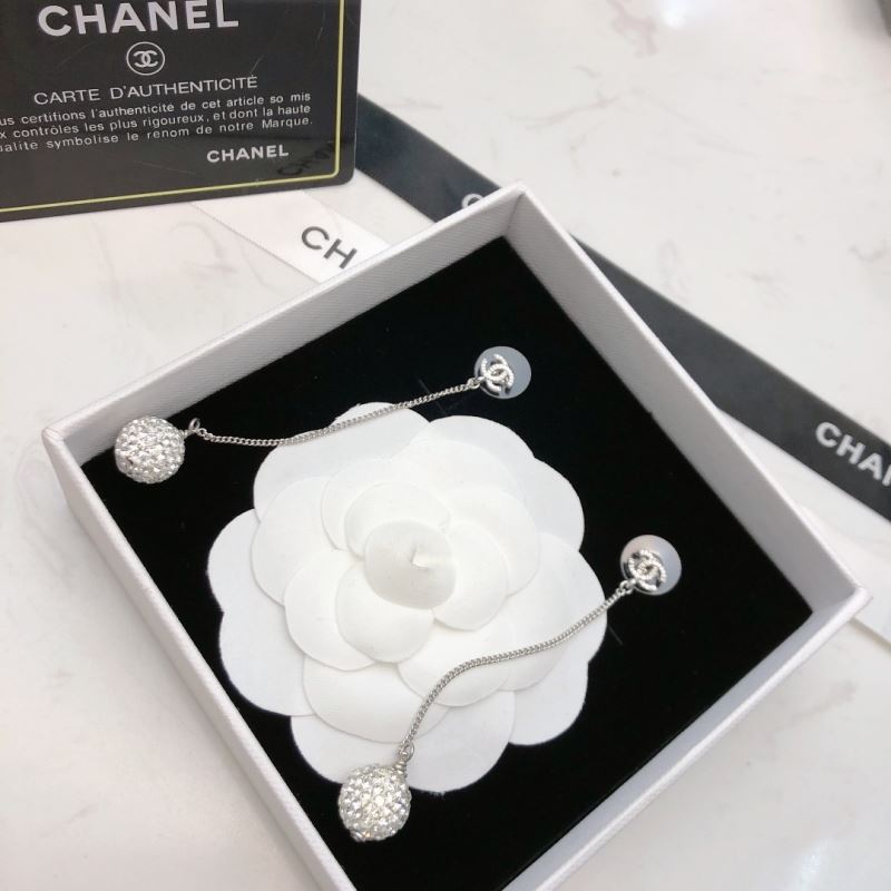 Ch**el earrings